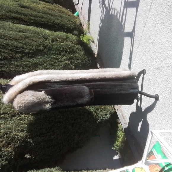 Custom Abrahamsons Mink And Fox Coat Not Off the Rack - Picture 9 of 15